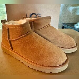 Ugg Classic Ultra Mini